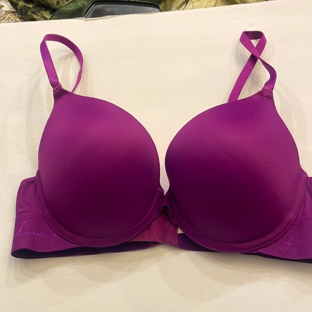 Victoria secret PINK Wear Everywhere Push Up bra logo elastic #413477 purple 34C